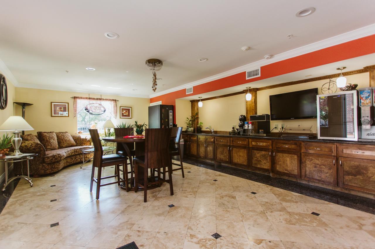 Home Place Inn Houston Exterior photo